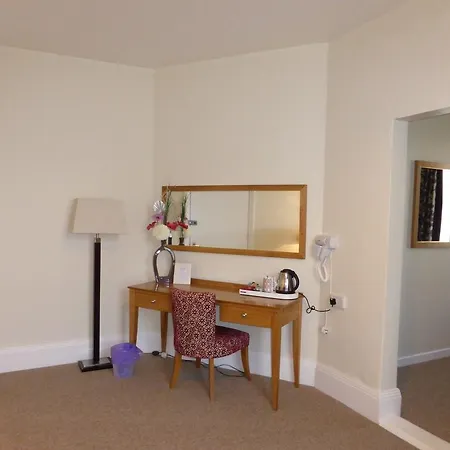 Hotel Bailey Ground