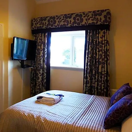 Bailey Ground Hotel