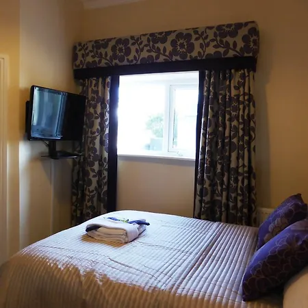 Bailey Ground Hotel