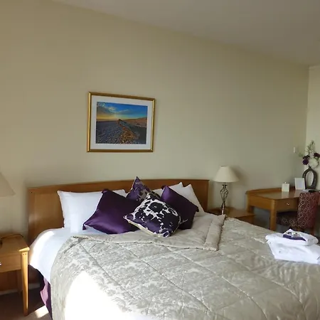 Hotel Bailey Ground