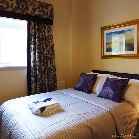 Bailey Ground Hotel 4*